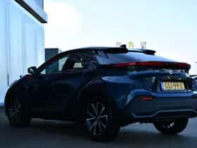 Toyota C-HR thumbnail 11