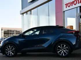 Toyota C-HR thumbnail 5