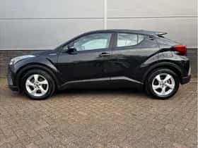 Toyota C-HR thumbnail 2