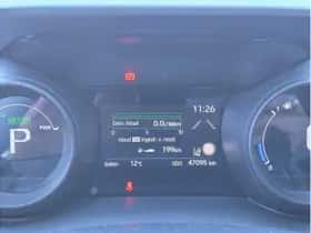 Toyota Yaris thumbnail 4