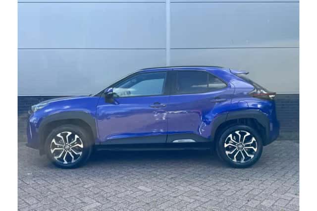 Toyota Yaris Cross (2025) thumbnail 2