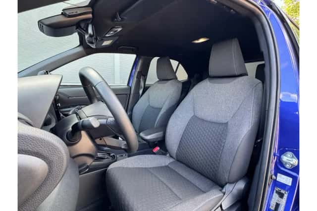 Toyota Yaris Cross (2025) thumbnail 4