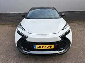 Toyota C-HR (2024) thumbnail 9