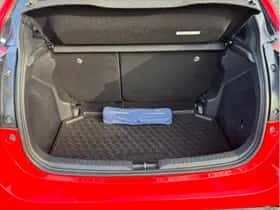 Toyota Yaris thumbnail 7