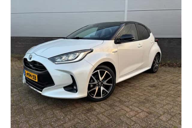 Toyota Yaris (2021) thumbnail 1