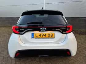 Toyota Yaris (2021) thumbnail 12
