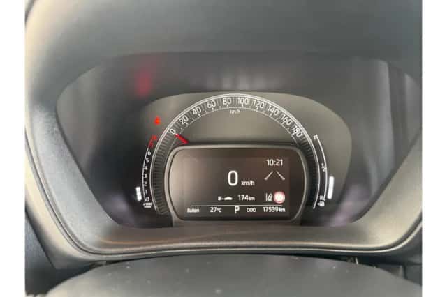Toyota Aygo X (2025) thumbnail 3
