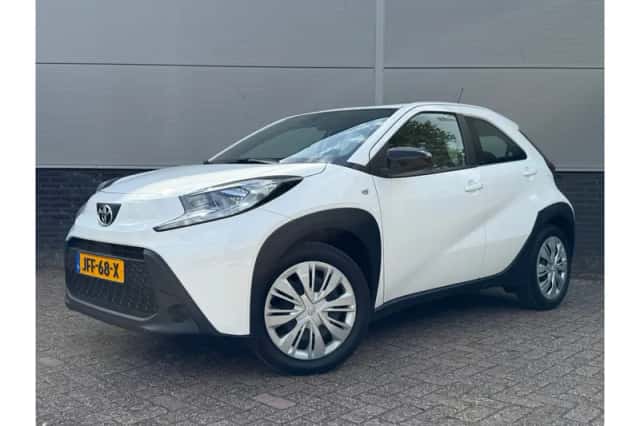 Toyota Aygo X (2025) thumbnail 1
