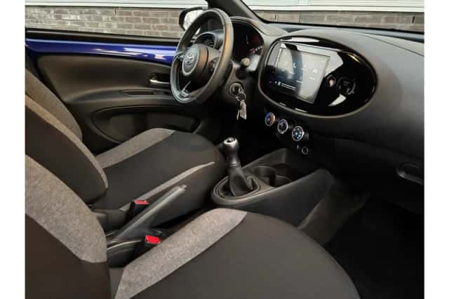 Toyota Aygo X (2024) thumbnail 4