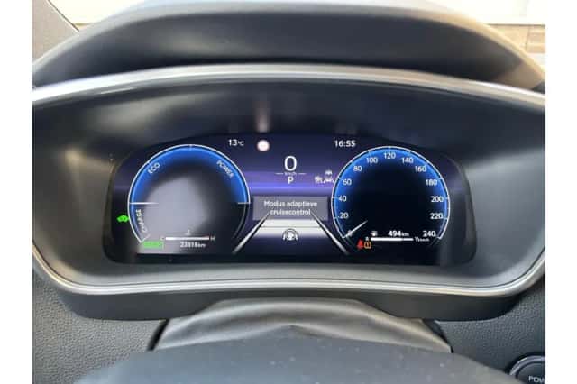 Toyota Corolla (2025) thumbnail 3