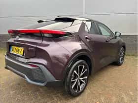 Toyota C-HR thumbnail 2