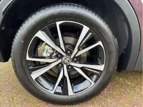 Toyota C-HR thumbnail 18