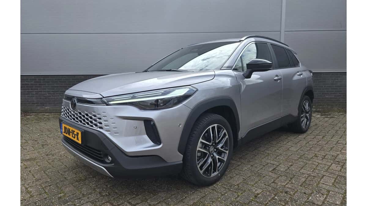 Toyota Corolla — foto 1