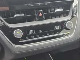 Toyota Corolla thumbnail 13