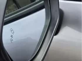 Toyota Corolla thumbnail 15