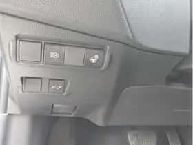 Toyota Corolla thumbnail 16
