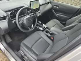Toyota Corolla thumbnail 4