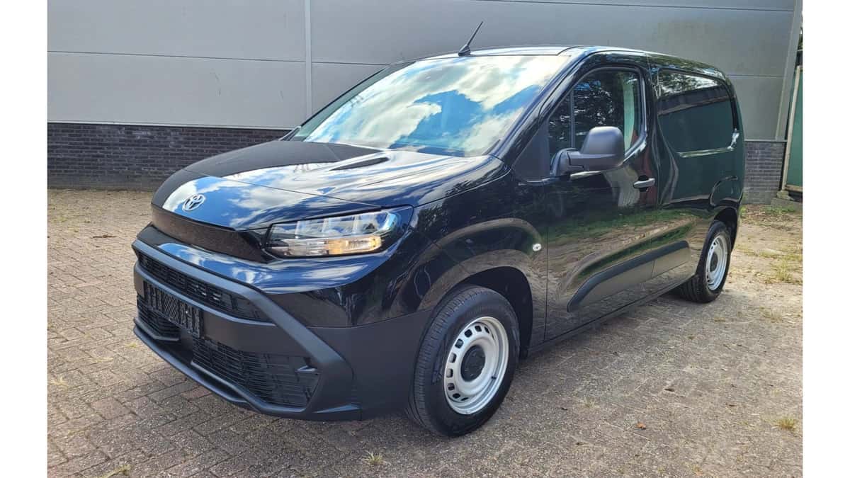 Toyota Proace (2024) — foto 1