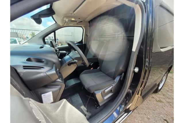 Toyota Proace (2024) thumbnail 2