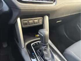 Toyota Corolla thumbnail 16