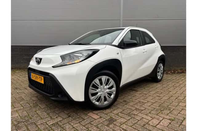 Toyota Aygo X (2024) thumbnail 1