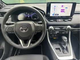 Toyota RAV4 (2024) thumbnail 4