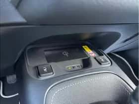Toyota Corolla thumbnail 11