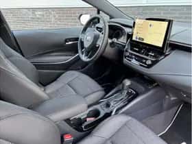 Toyota Corolla thumbnail 13