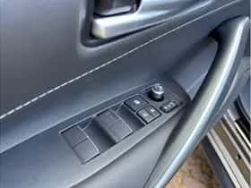 Toyota Corolla thumbnail 16
