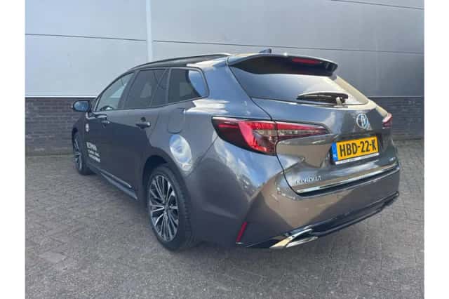 Toyota Corolla (2024) thumbnail 4