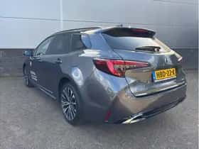 Toyota Corolla thumbnail 4