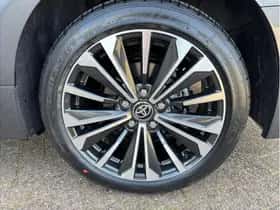 Toyota Corolla thumbnail 9