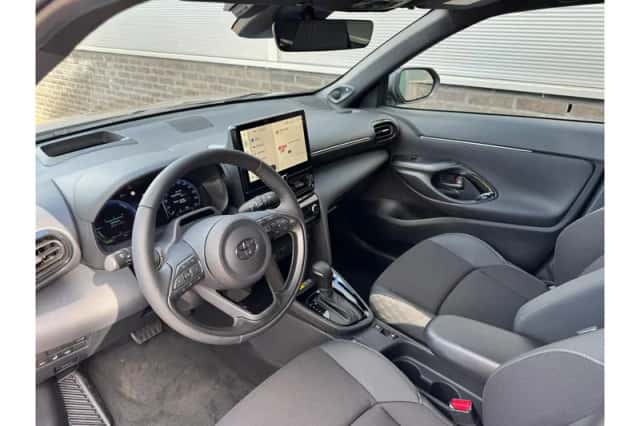 Toyota Yaris Cross (2026) thumbnail 4