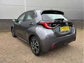 Toyota Yaris (2022) thumbnail 5