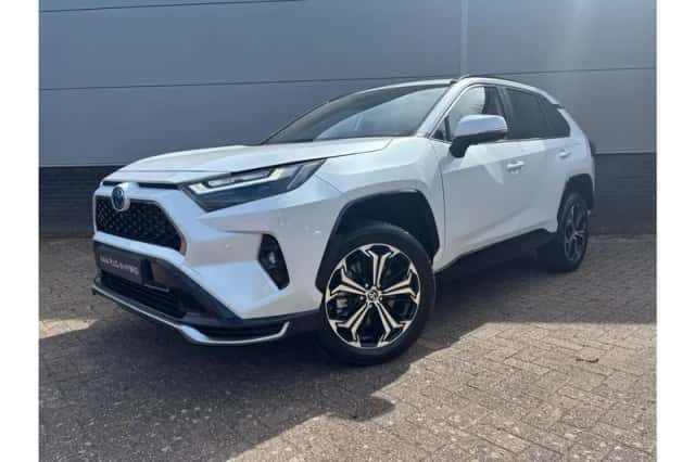 Toyota RAV4 (2025) thumbnail 1