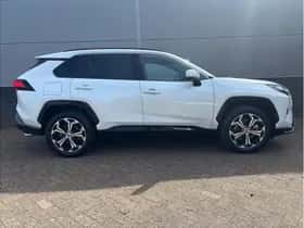 Toyota RAV4 (2025) thumbnail 21