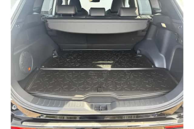 Toyota RAV4 (2025) thumbnail 6