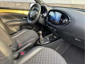 Toyota Aygo X (2023) thumbnail 16