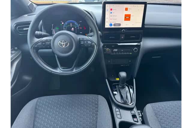 Toyota Yaris Cross (2025) thumbnail 6