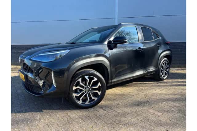 Toyota Yaris Cross (2025) thumbnail 1