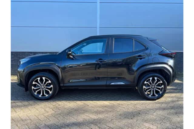 Toyota Yaris Cross (2025) thumbnail 2