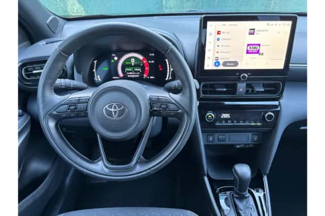 Toyota Yaris Cross (2025) thumbnail 4