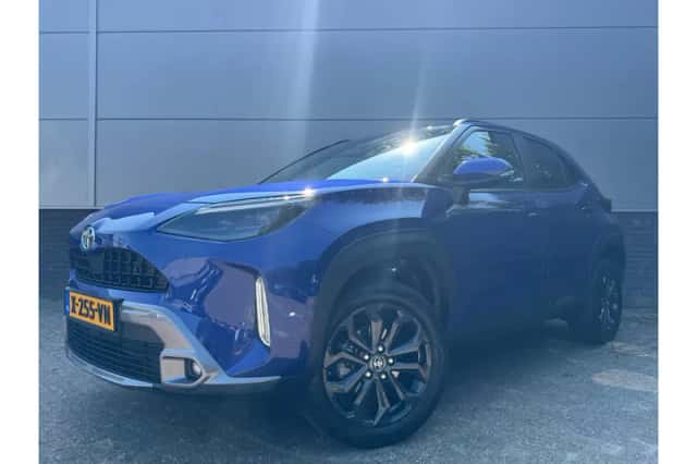 Toyota Yaris Cross (2024) thumbnail 1