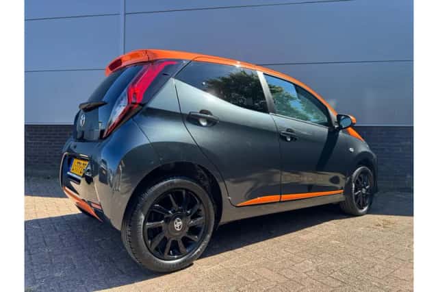 Toyota Aygo (2021) thumbnail 4