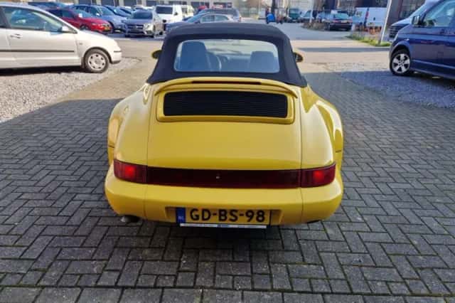 Porsche 911 (1982) thumbnail 6