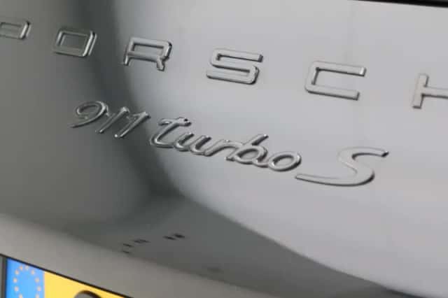 Porsche 911 (2015) thumbnail 15