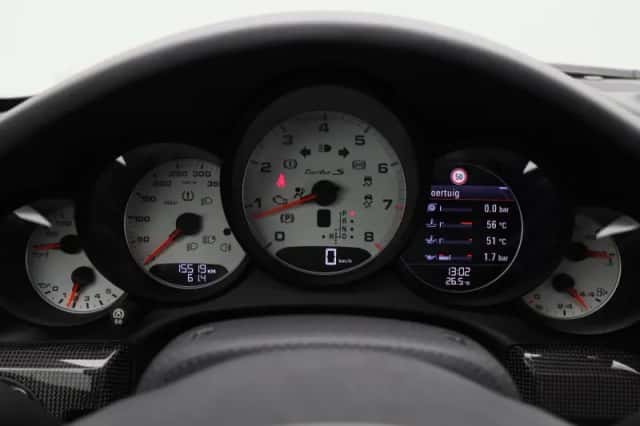 Porsche 911 (2015) thumbnail 21