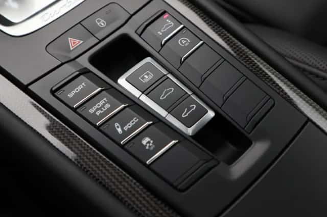 Porsche 911 (2015) thumbnail 27