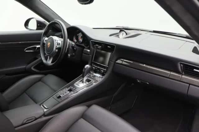 Porsche 911 (2015) thumbnail 33