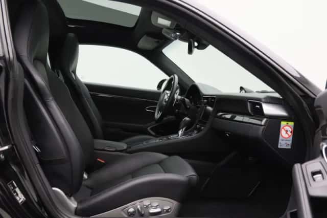 Porsche 911 (2015) thumbnail 34